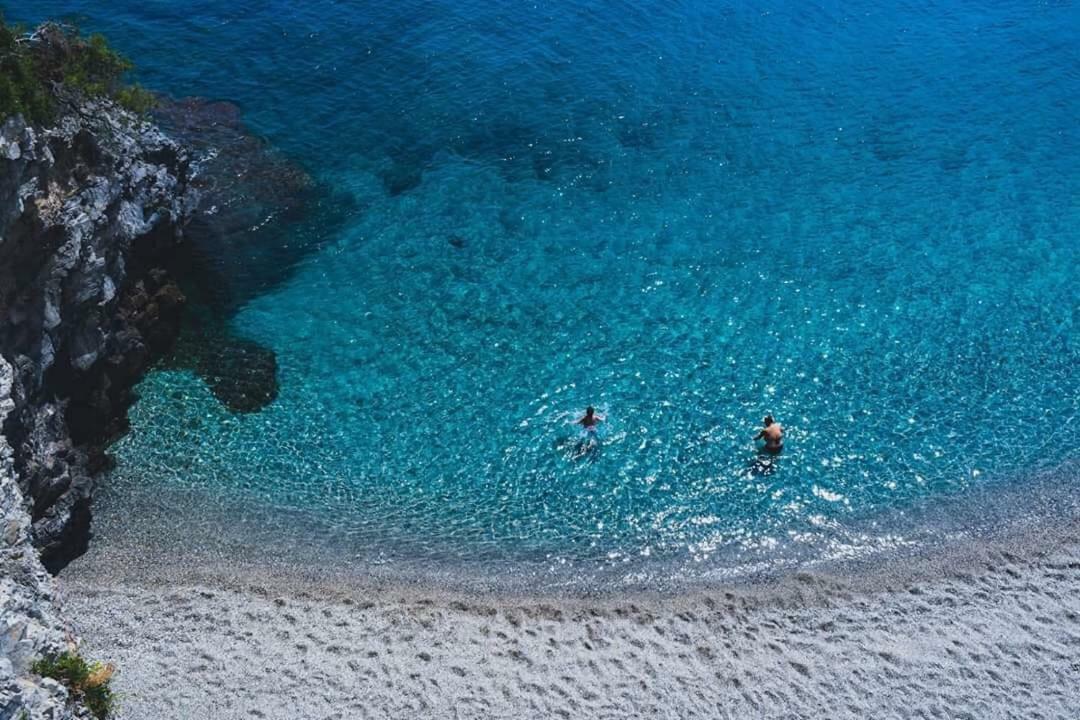 Apartamento “L'Alcova Delle Sirene” Bergeggi Exterior foto